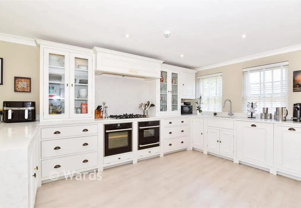 Kitchen/Diner - Tower View, Kings Hill, Kent - Wards of Kent