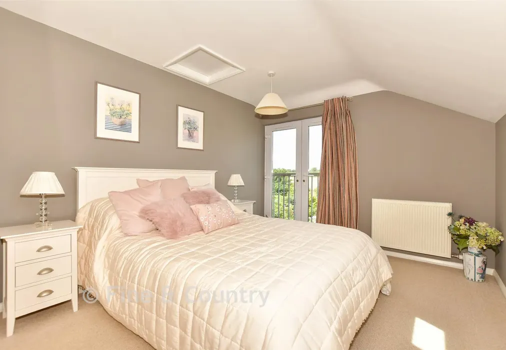 Bedroom 4 - Lighthouse Road, St. Margaret's Bay, Kent - Wards of Kent