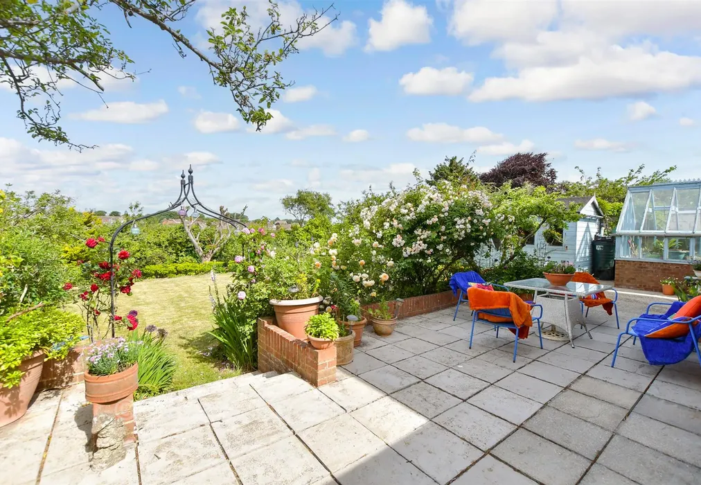 Patio / Decking - Lighthouse Road, St. Margaret's Bay, Kent - Wards of Kent