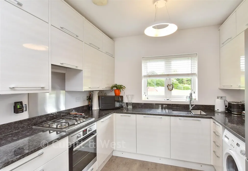 Kitchen - Navigation Drive, Yapton, West Sussex - Wards of Kent