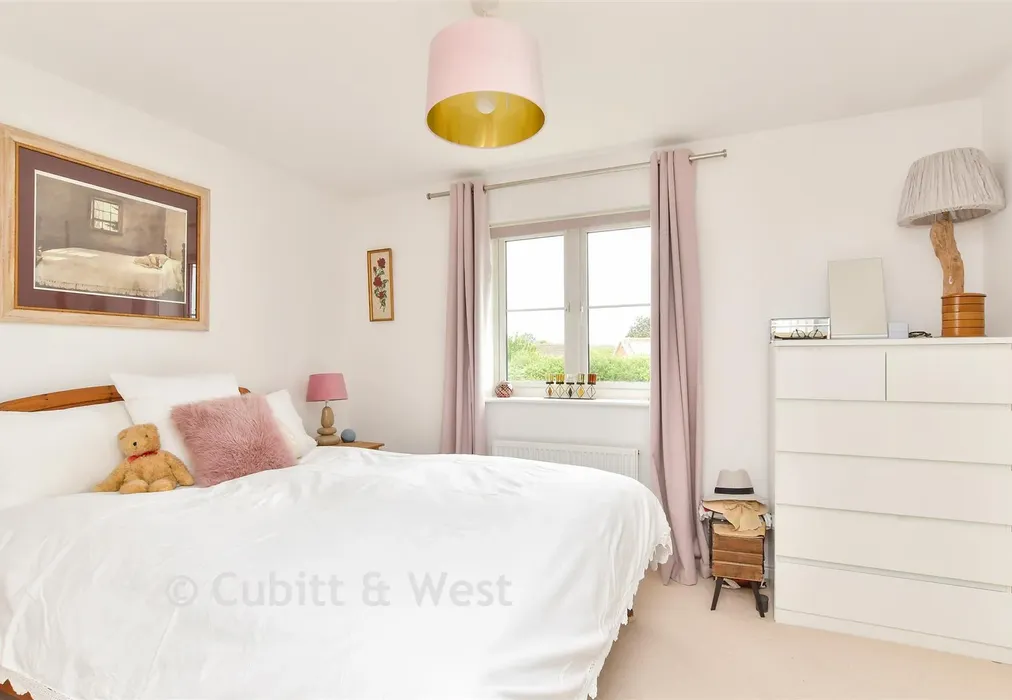 Bedroom 1 - Navigation Drive, Yapton, West Sussex - Wards of Kent