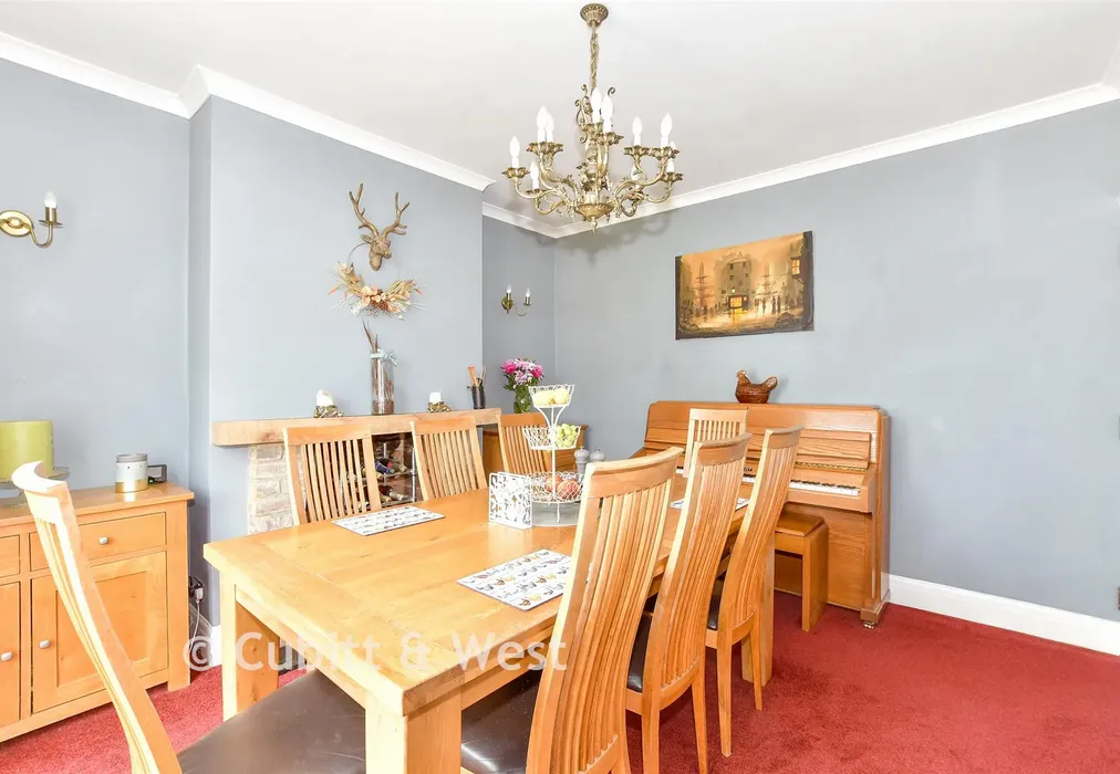 Dining Room - Stubbington Avenue, Portsmouth, Hampshire - Wards of Kent