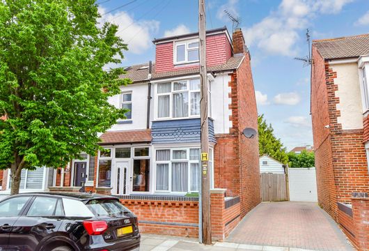 Stubbington Avenue, Portsmouth, Hampshire - Wards of Kent