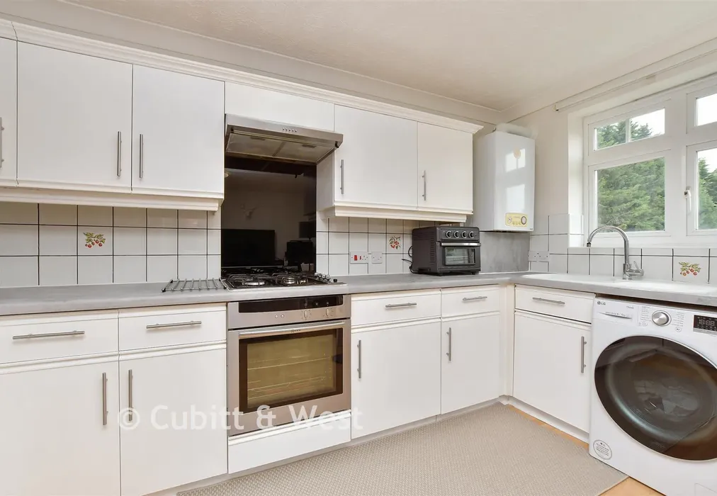Kitchen - Devonshire Road, Sutton, Surrey - Wards of Kent