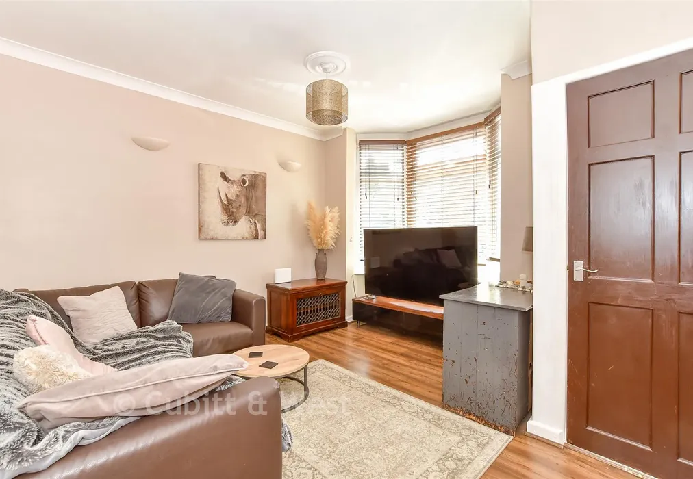 Lounge - Jervis Road, Portsmouth, Hampshire - Wards of Kent