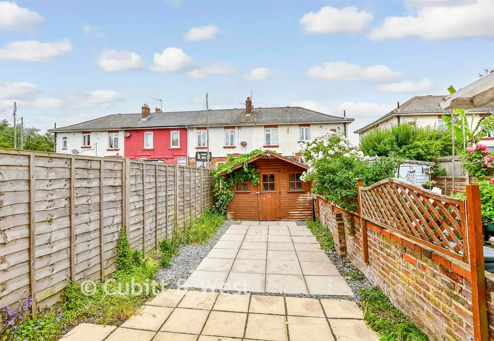 Rear Garden - Jervis Road, Portsmouth, Hampshire - Wards of Kent
