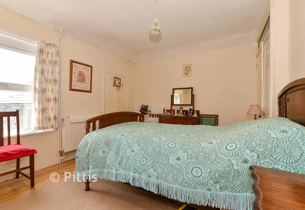 Bedroom 2 - Wilkes Road, Sandown, Isle of Wight - Wards of Kent