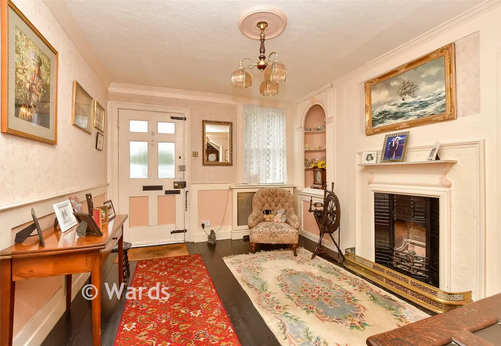Entrance Hall - Prospect Row, Gillingham, Kent - Wards of Kent