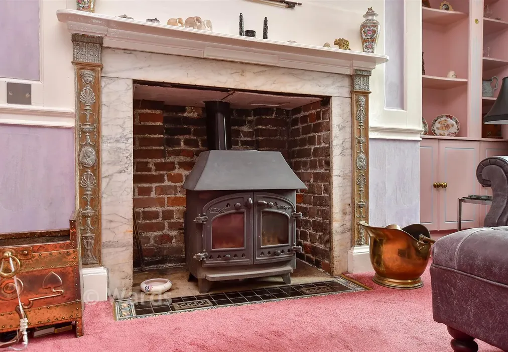 Internal Feature - Prospect Row, Gillingham, Kent - Wards of Kent