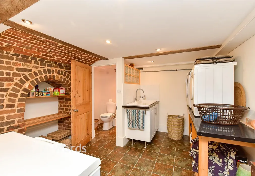 Utility Room - Prospect Row, Gillingham, Kent - Wards of Kent