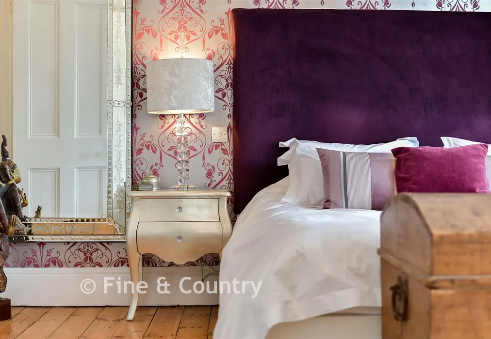 Internal Lifestyle Photograph - Brockenhurst Road, Ramsgate, Kent - Wards of Kent