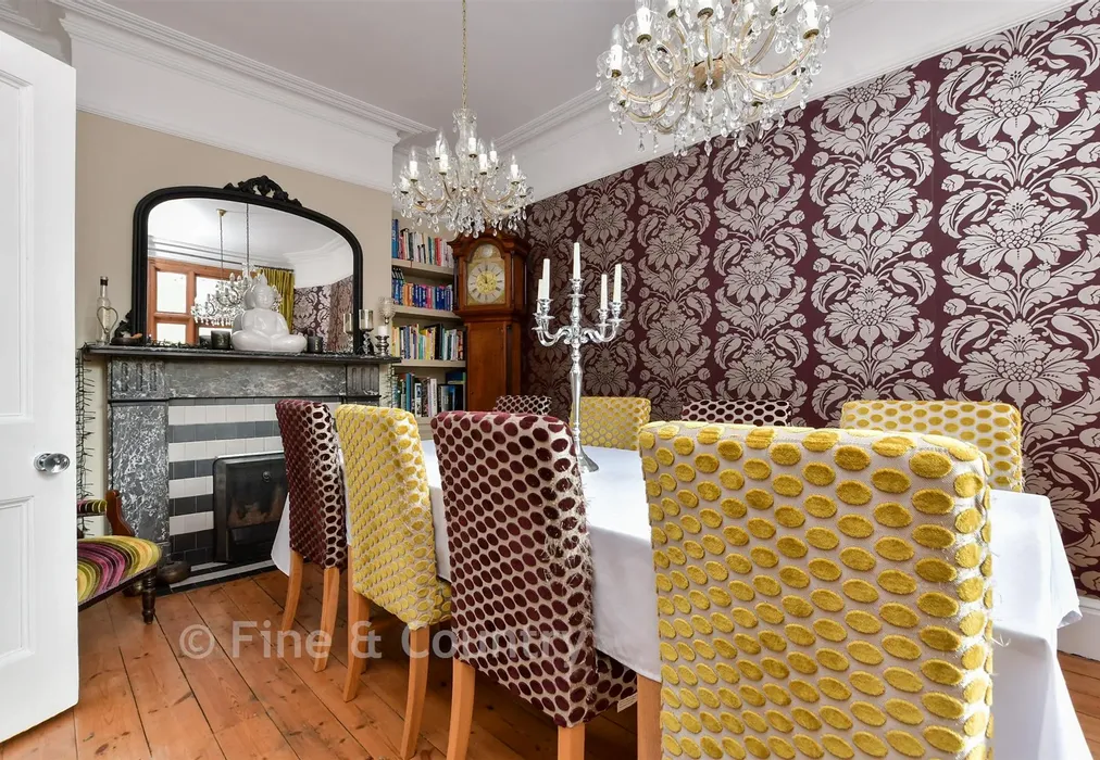 Dining Room - Brockenhurst Road, Ramsgate, Kent - Wards of Kent
