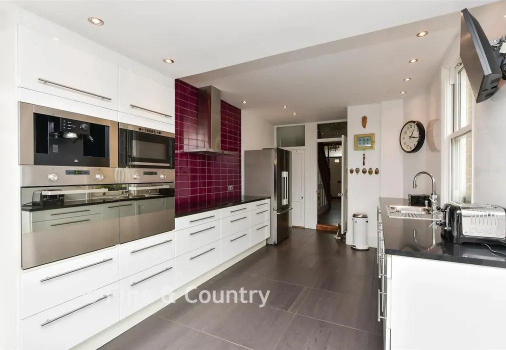 Kitchen/Diner - Brockenhurst Road, Ramsgate, Kent - Wards of Kent
