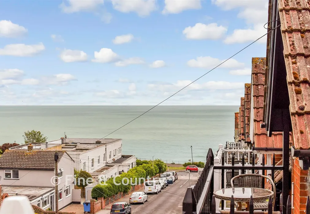 Views To Front - Brockenhurst Road, Ramsgate, Kent - Wards of Kent