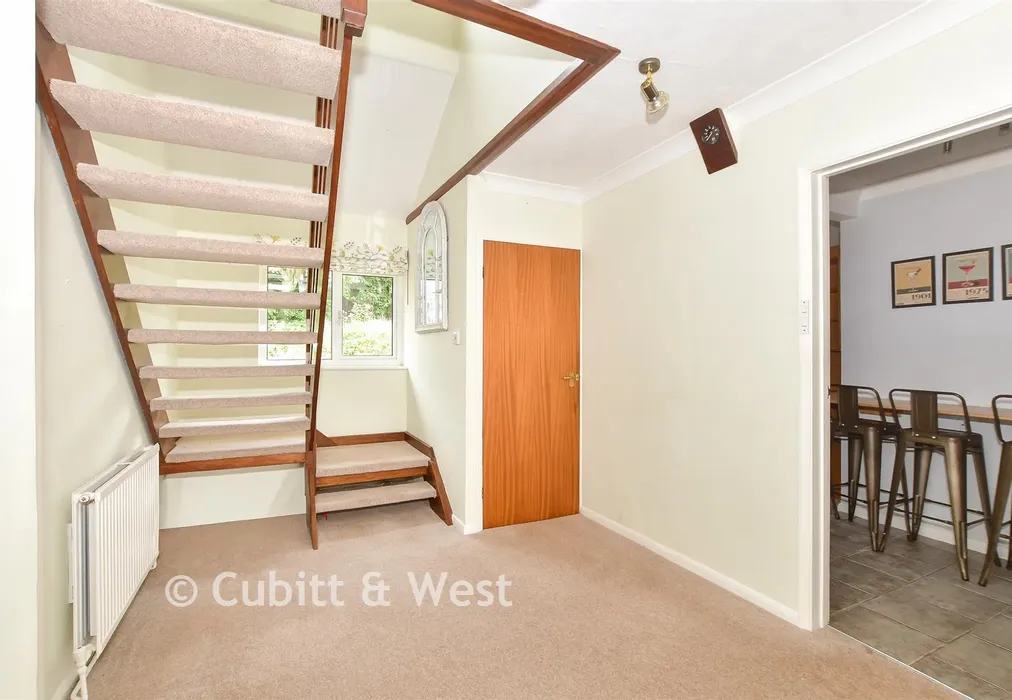 Hallway - Pinfold Close, Woodingdean, Brighton, East Sussex - Wards of Kent