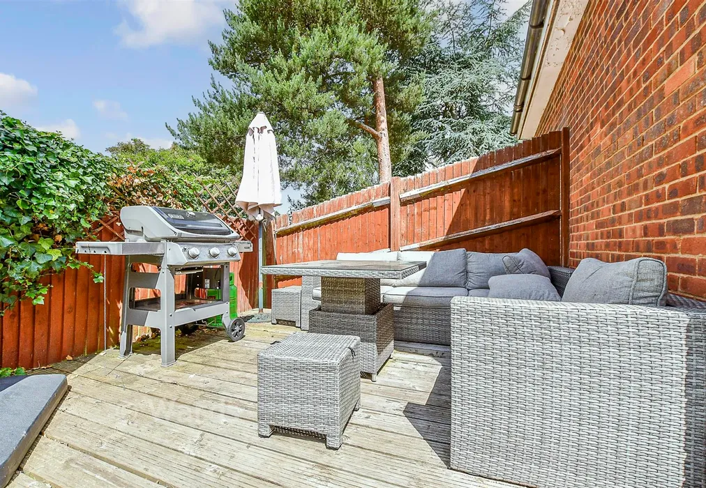 Patio / Decking - College Avenue, Tonbridge, Kent - Wards of Kent