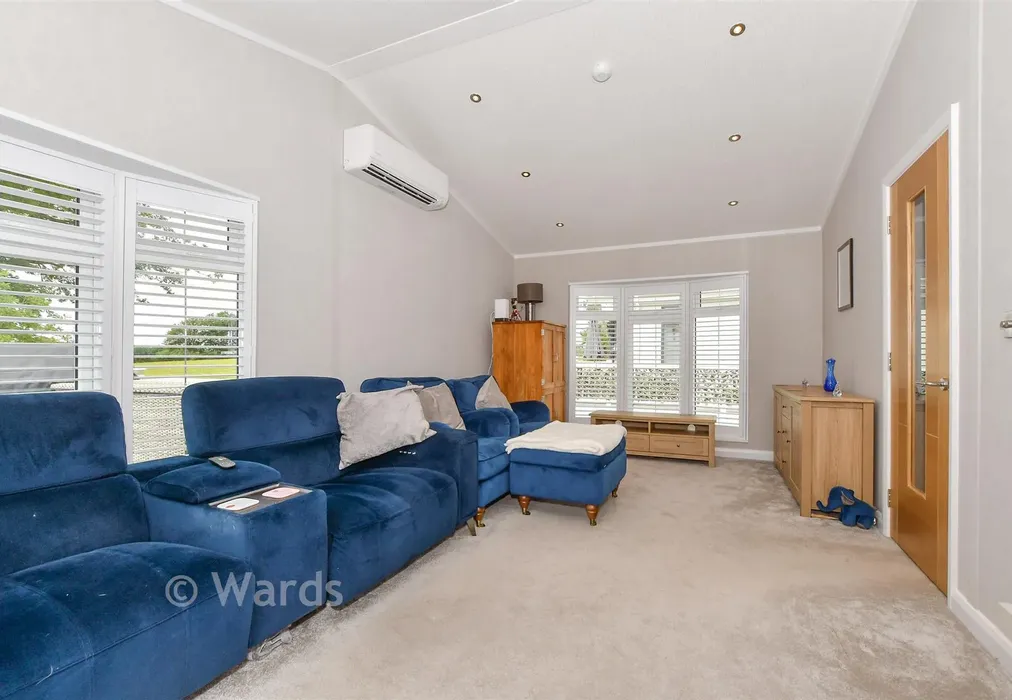 Lounge - Meadow Gardens, Biddenden, Kent - Wards of Kent