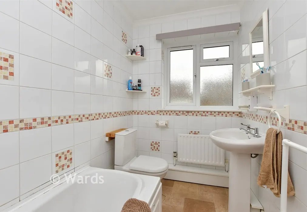 Bathroom - Hythe Road, Milton Regis, Sittingbourne, Kent - Wards of Kent