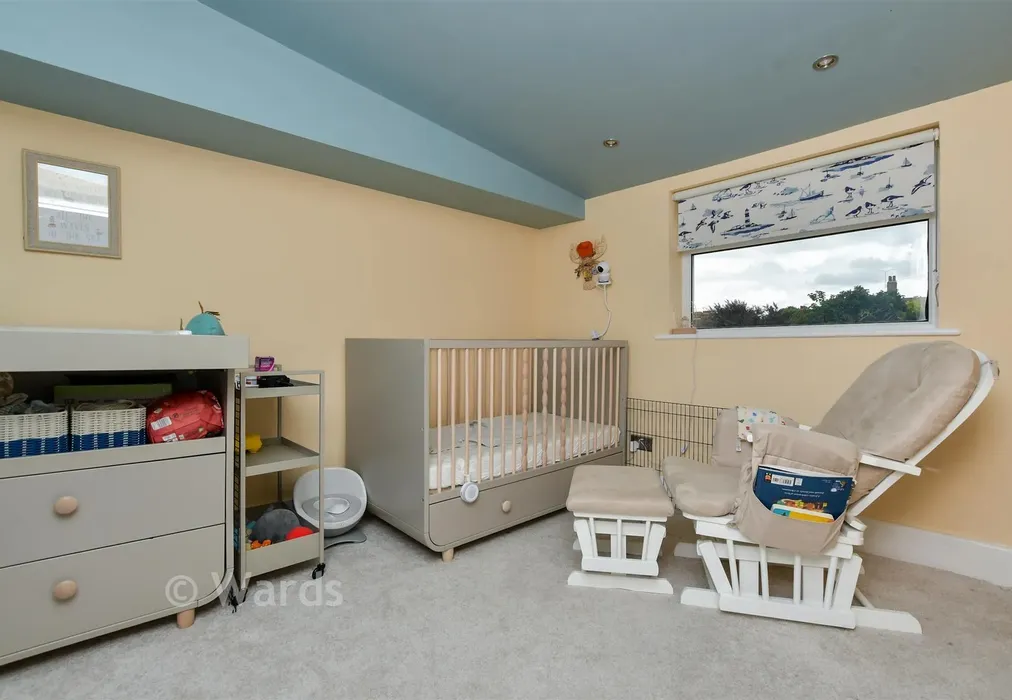 Bedroom 1 - High Street, Garlinge, Kent - Wards of Kent