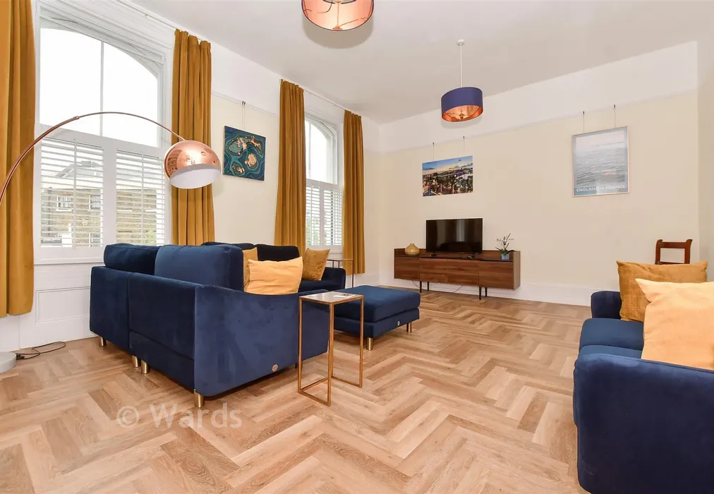 Lounge - Cambridge Terrace, Dover, Kent - Wards of Kent