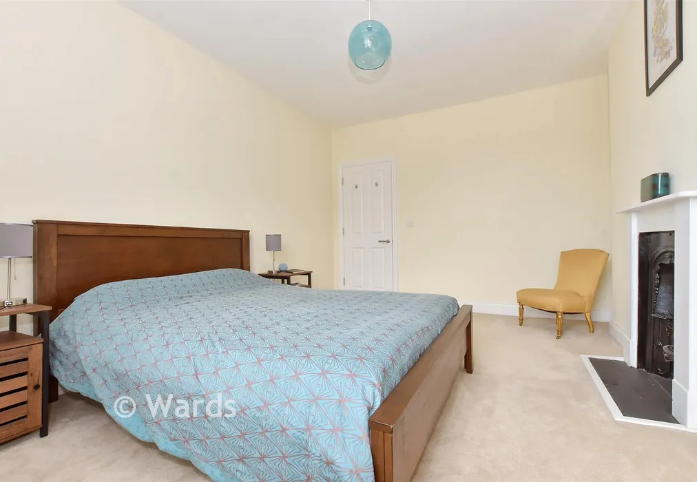 Bedroom 1 - Cambridge Terrace, Dover, Kent - Wards of Kent