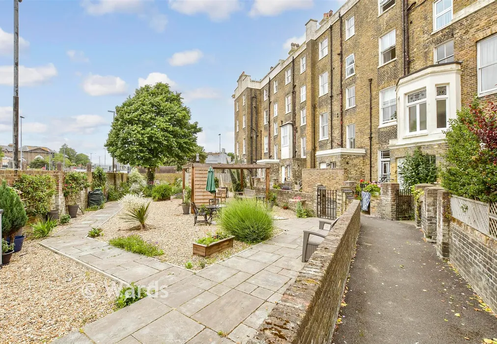 Communal Gardens - Cambridge Terrace, Dover, Kent - Wards of Kent