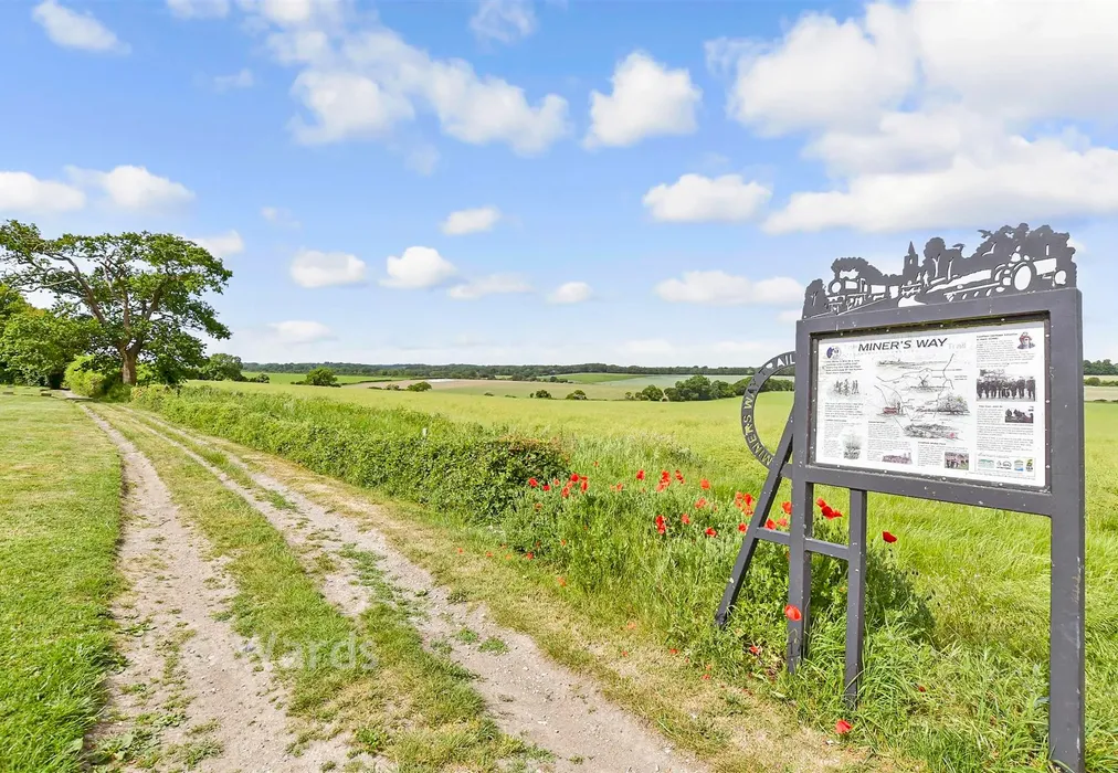 Surrounding Area - Adelaide Road, Elvington, Dover, Kent - Wards of Kent