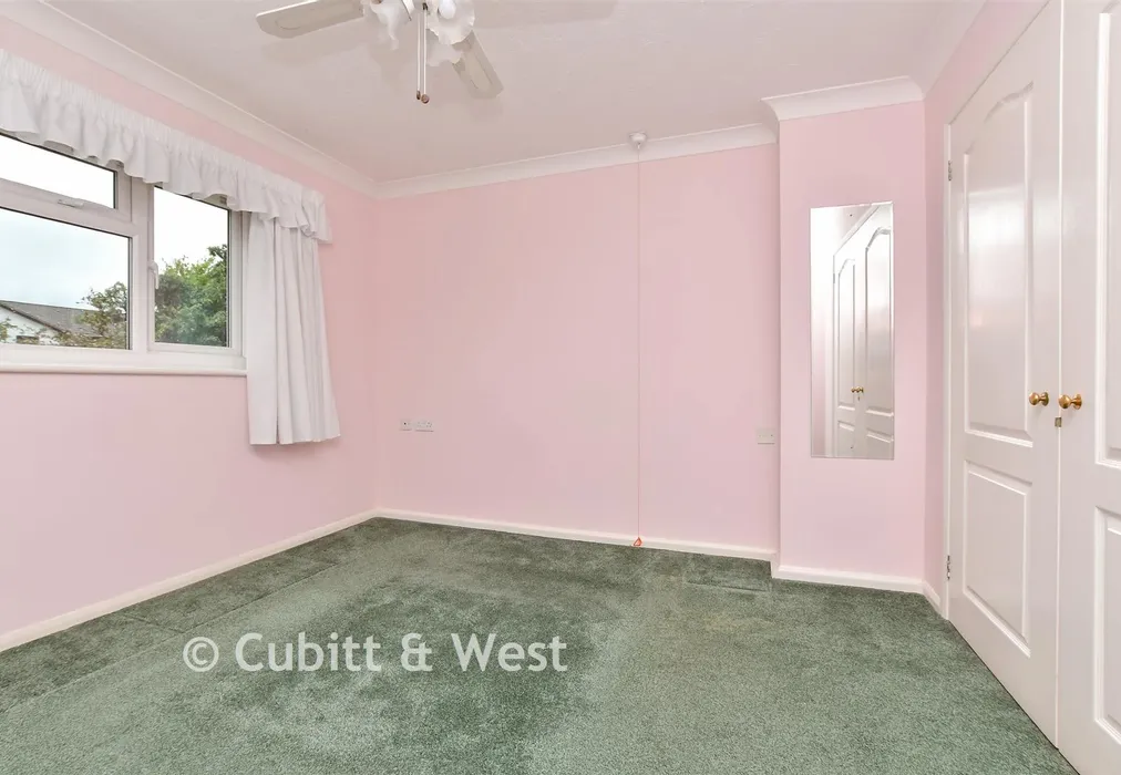 Bedroom 1 - Peregrine Gardens, Croydon, Surrey - Wards of Kent