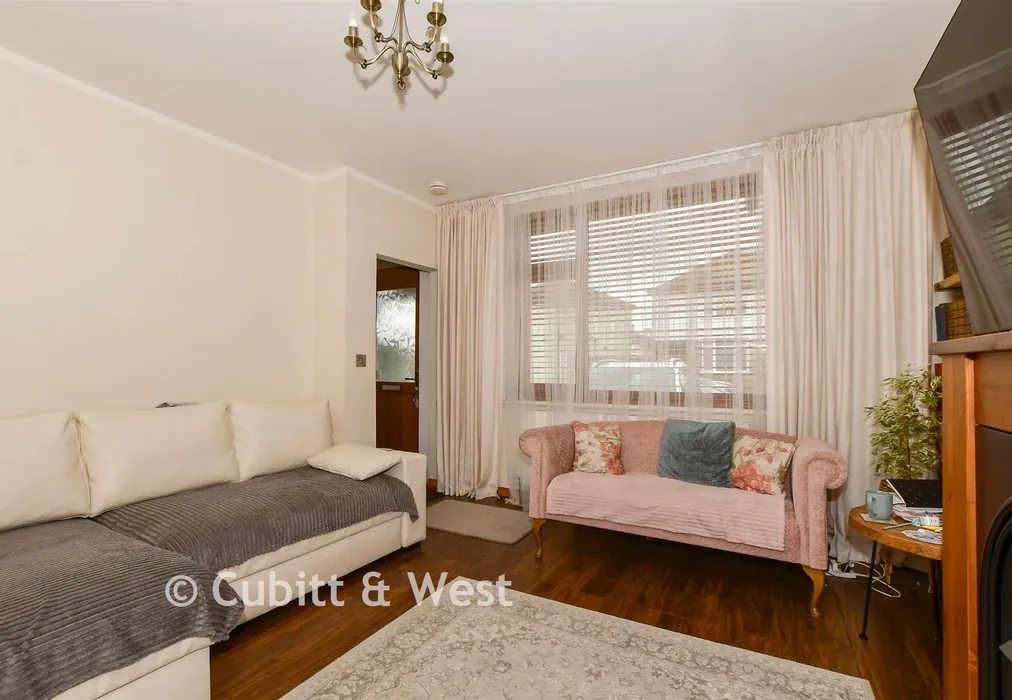 Lounge - Hampshire Avenue, Bognor Regis, West Sussex - Wards of Kent