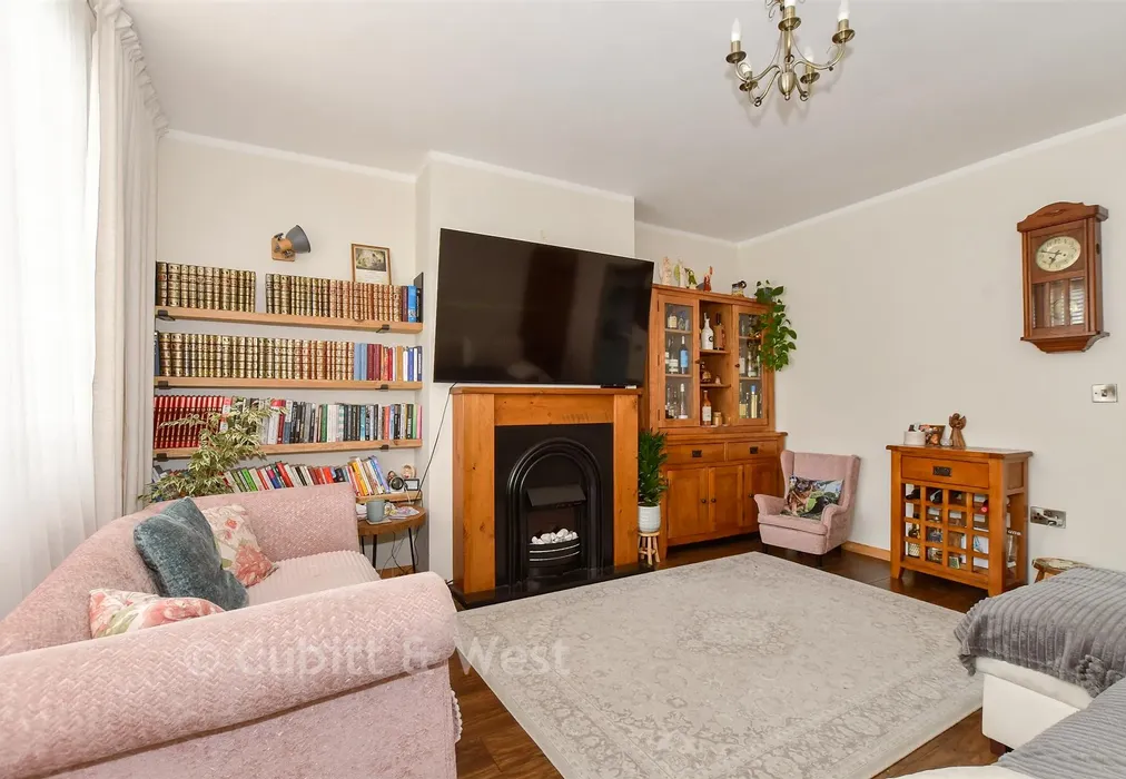 Lounge - Hampshire Avenue, Bognor Regis, West Sussex - Wards of Kent