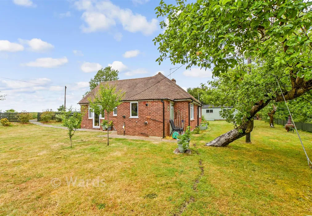 Rear Garden - Snave, Ashford, Kent - Wards of Kent