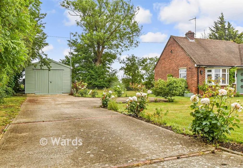 Driveway/Parking - Snave, Ashford, Kent - Wards of Kent