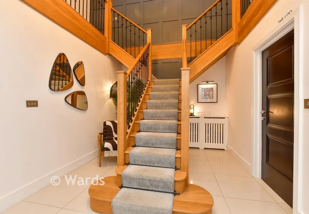 Internal Feature - Orwell Spike, West Malling, Kent - Wards of Kent