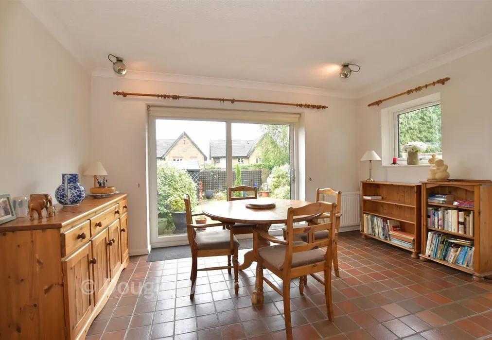 Dining Area - Pancroft, Abridge, Essex - Wards of Kent