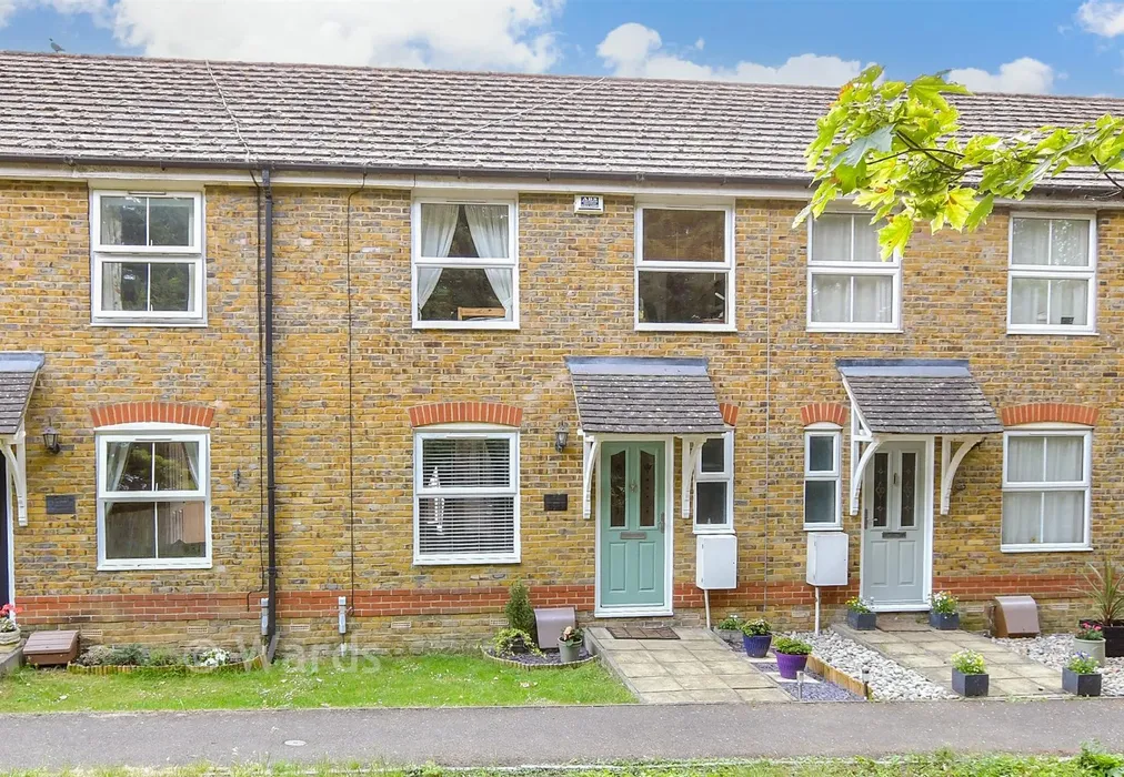External (Web) - Ferry Lane, Wouldham, Rochester, Kent - Wards of Kent