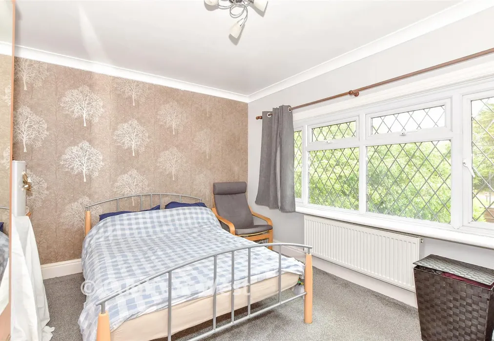 Bedroom 3 - Shripney Road, Shripney, West Sussex - Wards of Kent