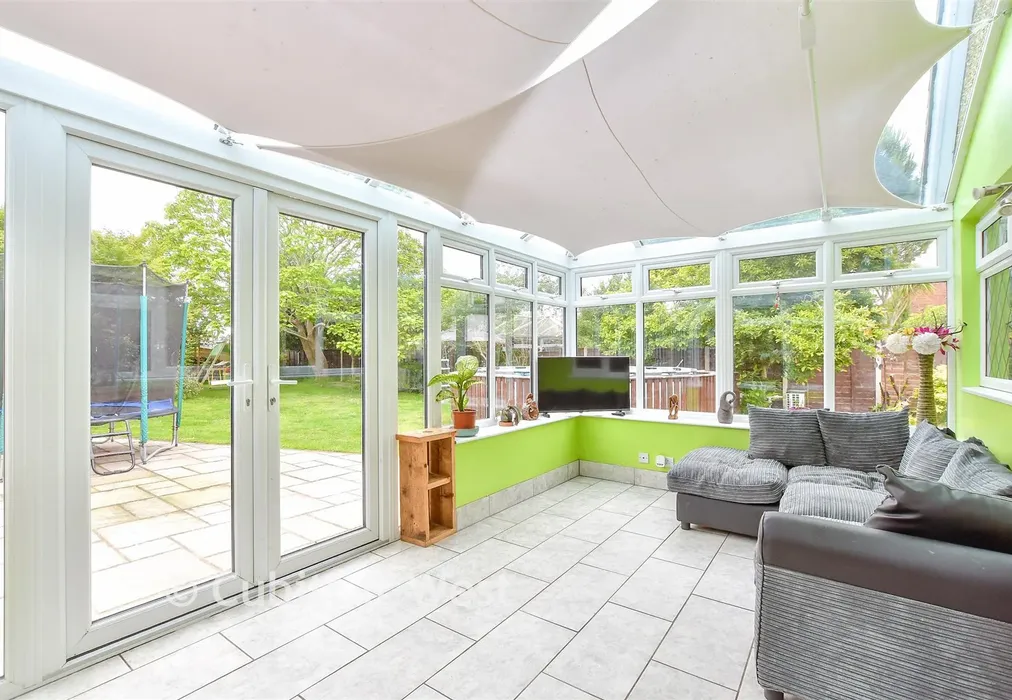 Conservatory - Shripney Road, Shripney, West Sussex - Wards of Kent