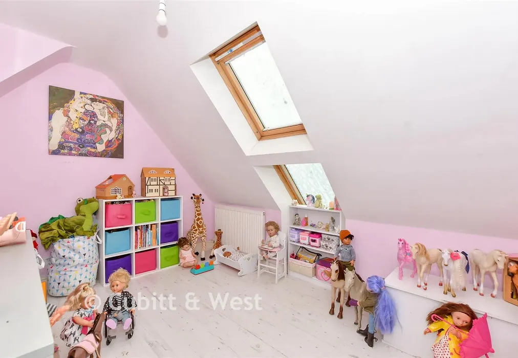 Annexe Bedroom 2 - Shripney Road, Shripney, West Sussex - Wards of Kent
