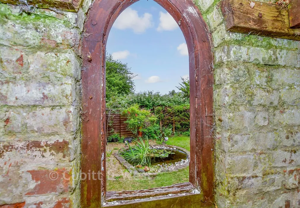 External Lifestyle Photograph - Shripney Road, Shripney, West Sussex - Wards of Kent
