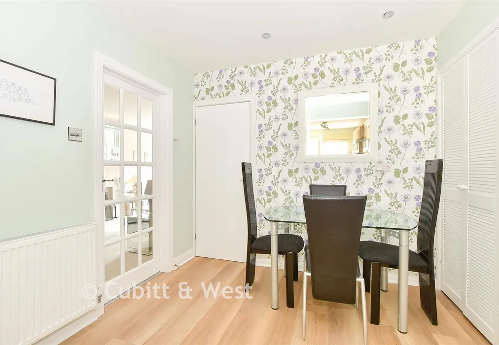 Breakfast Area - Batemans Road, Woodingdean, Brighton, East Sussex - Wards of Kent