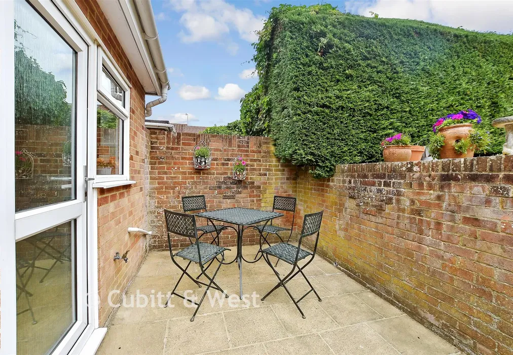 Rear Garden - Batemans Road, Woodingdean, Brighton, East Sussex - Wards of Kent