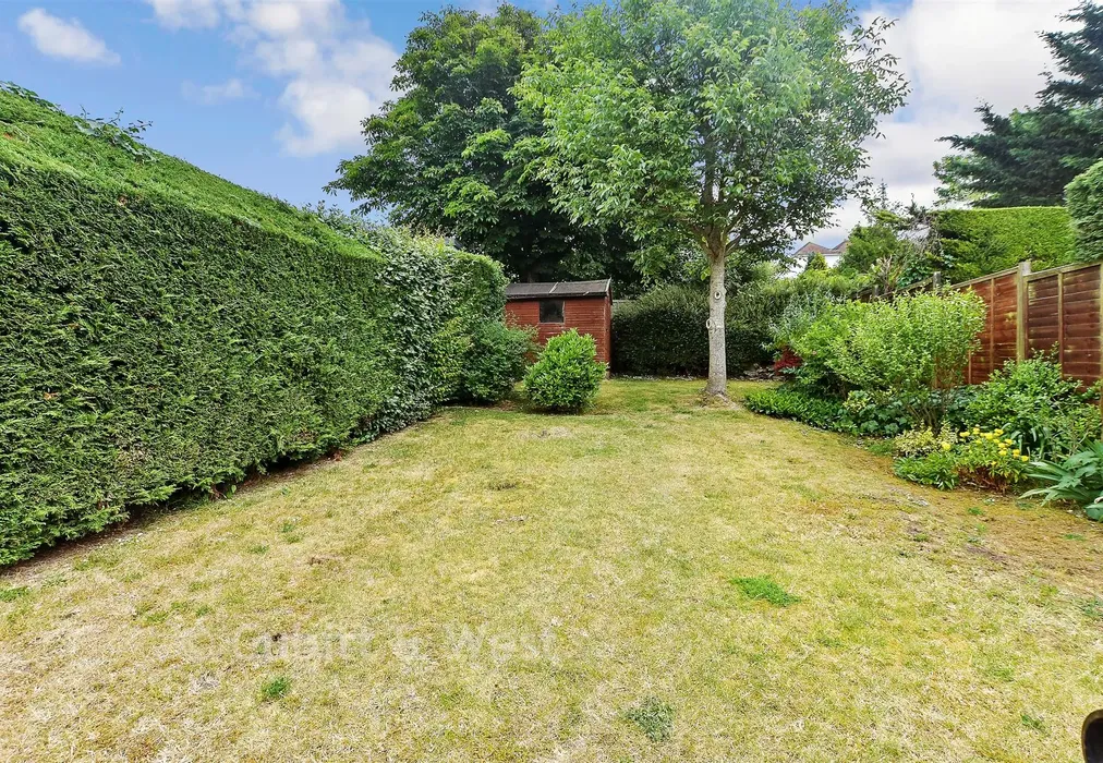 Rear Garden - Batemans Road, Woodingdean, Brighton, East Sussex - Wards of Kent