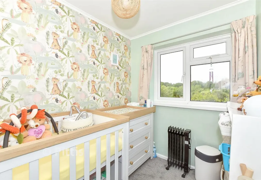 Bedroom 3 - Ward Road, Totland, Isle of Wight - Wards of Kent