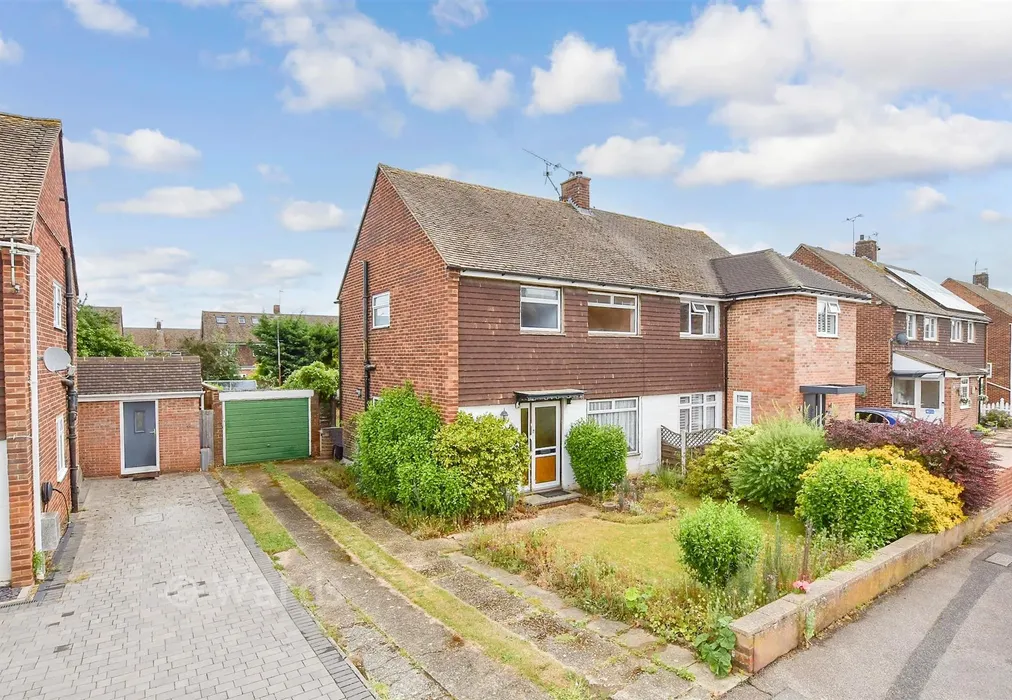 External (Web) - The Avenue, Greenacres, Aylesford, Kent - Wards of Kent
