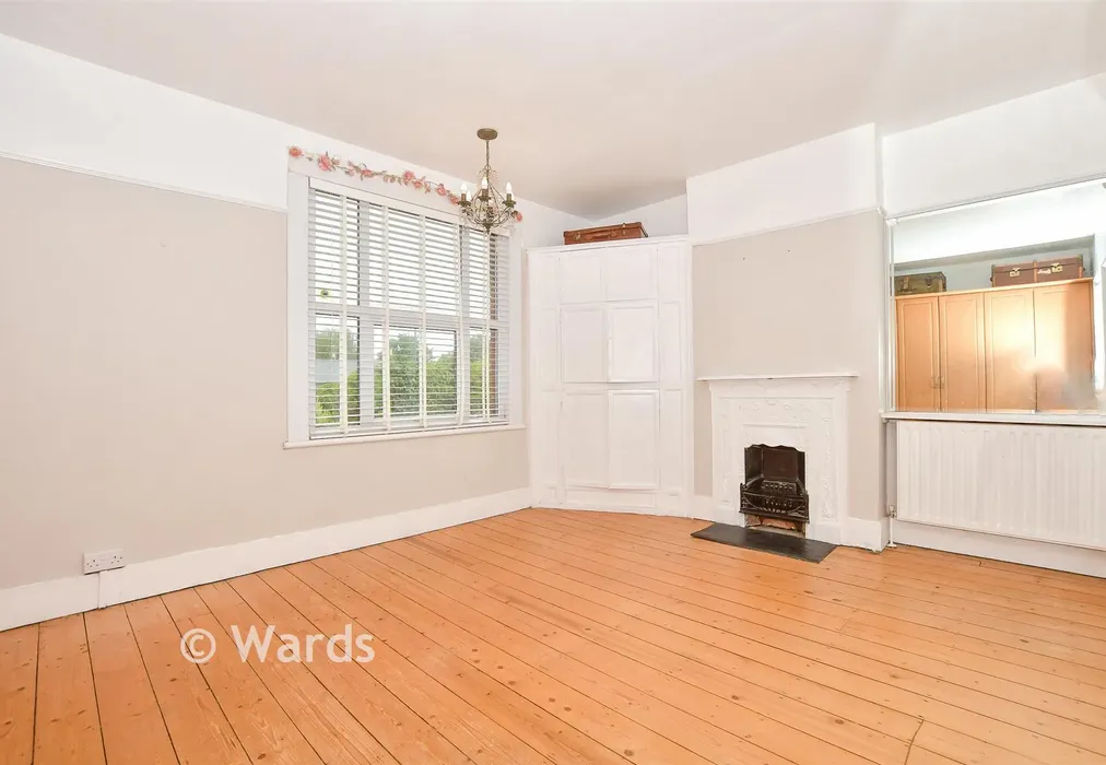 Bedroom 1 - Loose Road, Loose, Maidstone, Kent - Wards of Kent