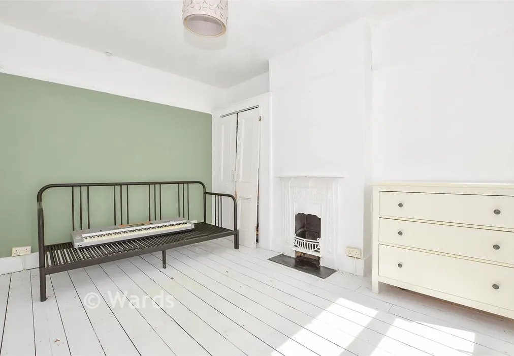 Bedroom 2 - Loose Road, Loose, Maidstone, Kent - Wards of Kent