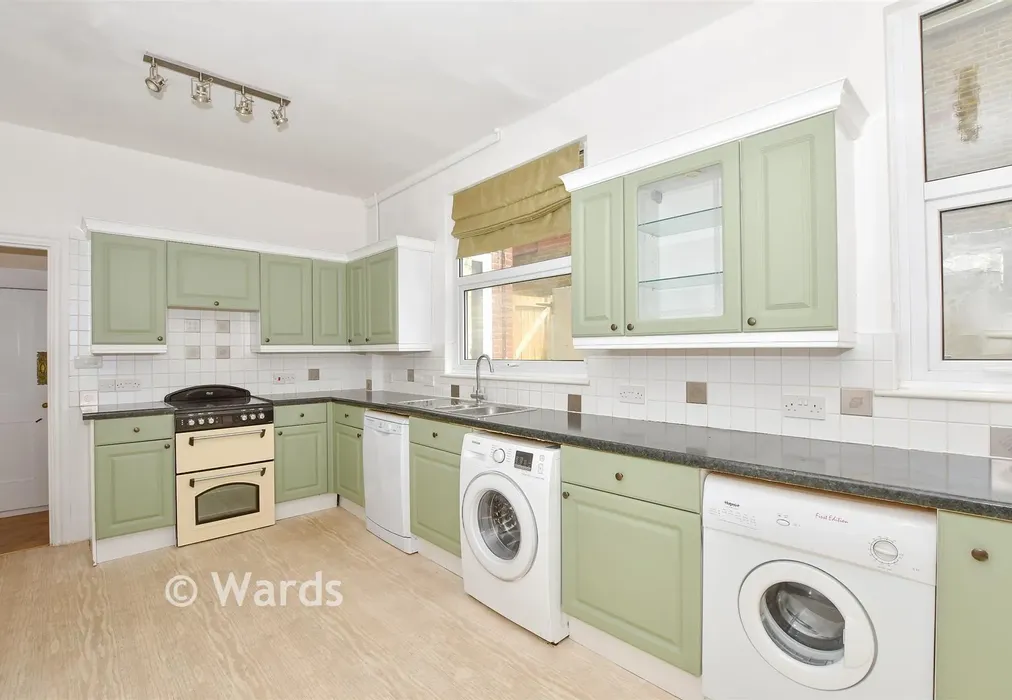 Kitchen - Loose Road, Loose, Maidstone, Kent - Wards of Kent