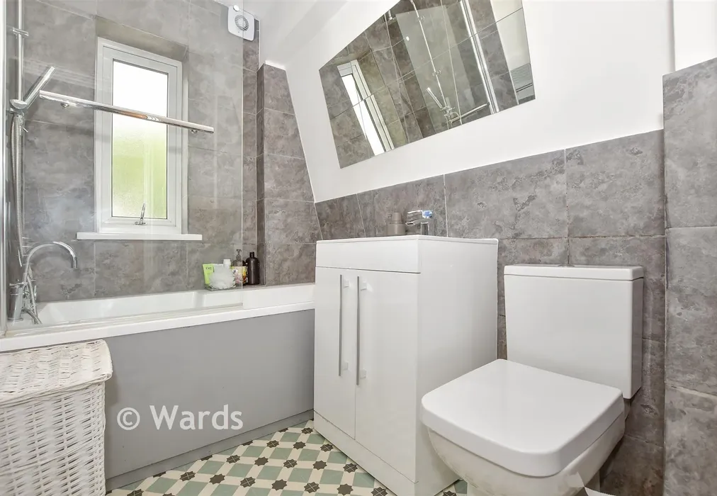 Bathroom - Pilgrims Road, Halling, Rochester, Kent - Wards of Kent