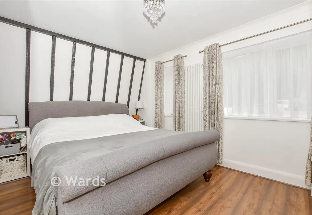 Bedroom 2 - Pilgrims Road, Halling, Rochester, Kent - Wards of Kent