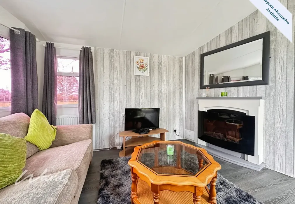 Living Area - Smarden Road Ashford TN27 - Wards of Kent